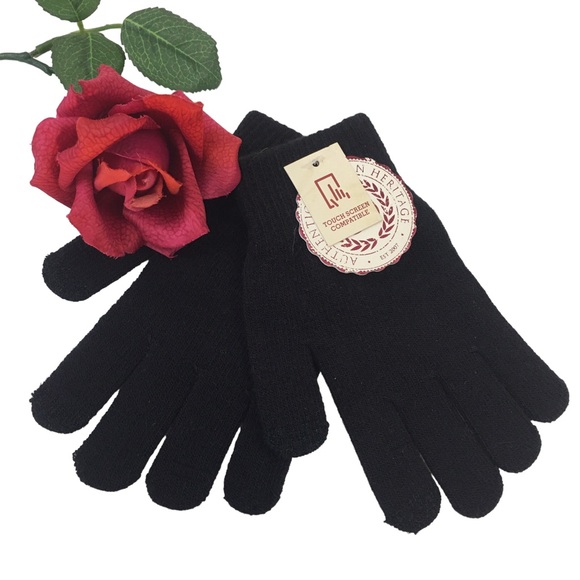 SO Black gloves touch screen compatible NWT - Picture 1 of 9